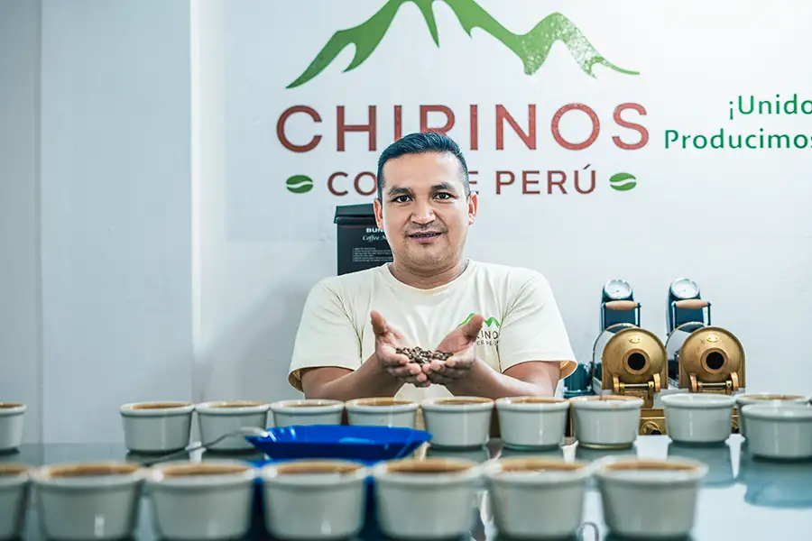 Maquinaria de poscosecha en funcionamiento